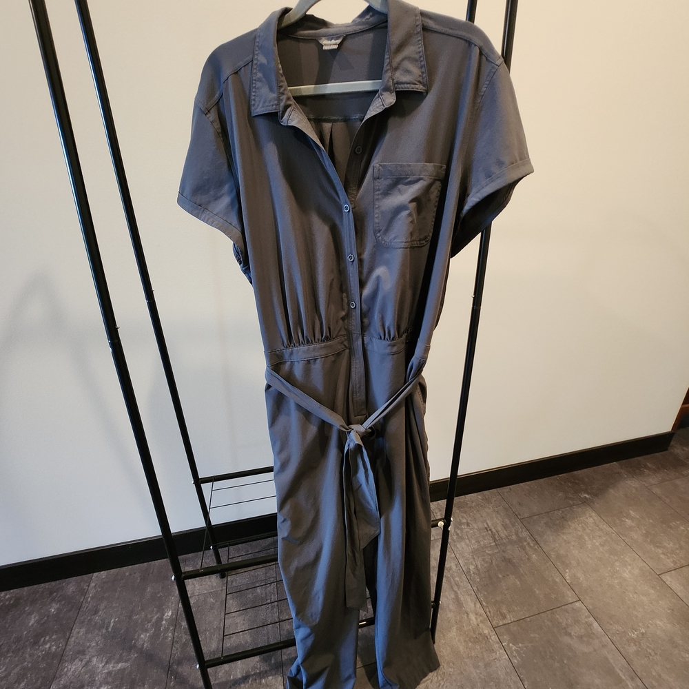 🌺 Eddie Bauer Dark Gray Belted Jumpsuit – Size 2XL Plus - Picture 2 of 10